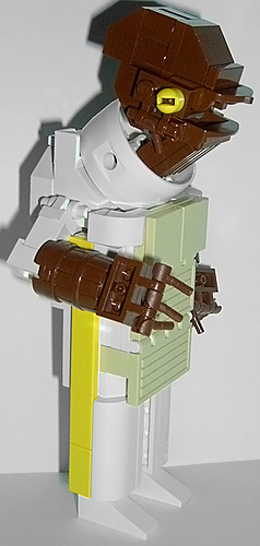 Illustration for article titled Porkins’ B3-3R Astrokeg LEGO Droid Mixes Our Three Favorite Things